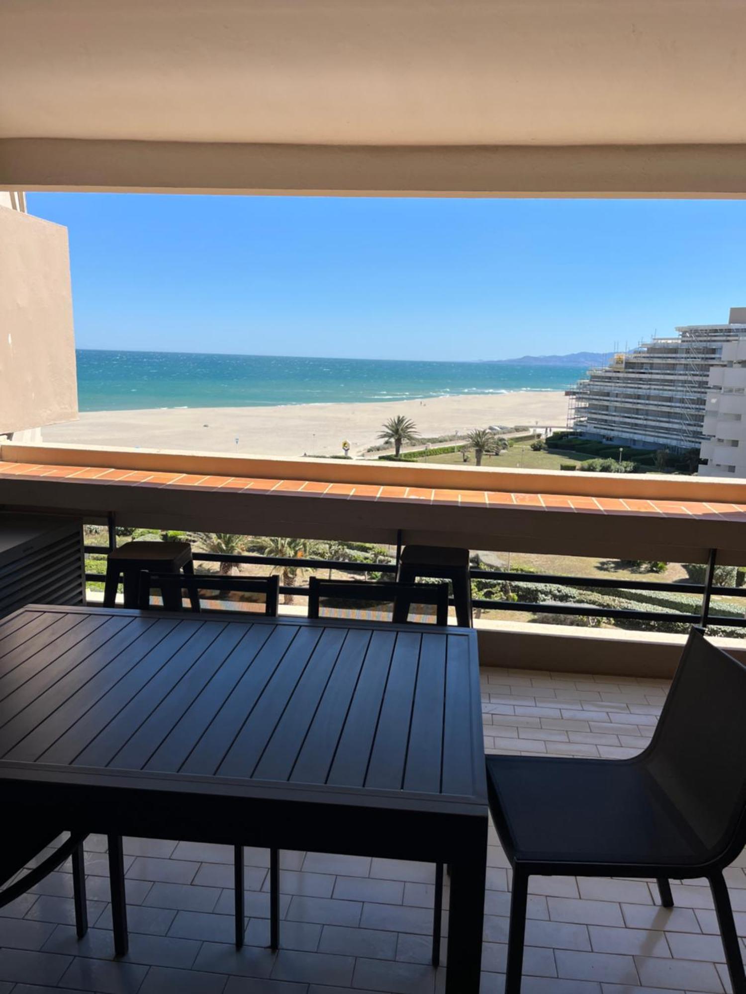 Vue Superbe Sur La Grande Bleue Apartment Canet-en-Roussillon Exterior foto